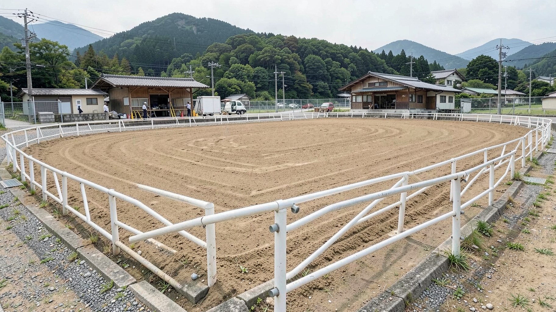中央競馬・地方競馬の施設運営と開催準備に関連する施設・業務のイメージ